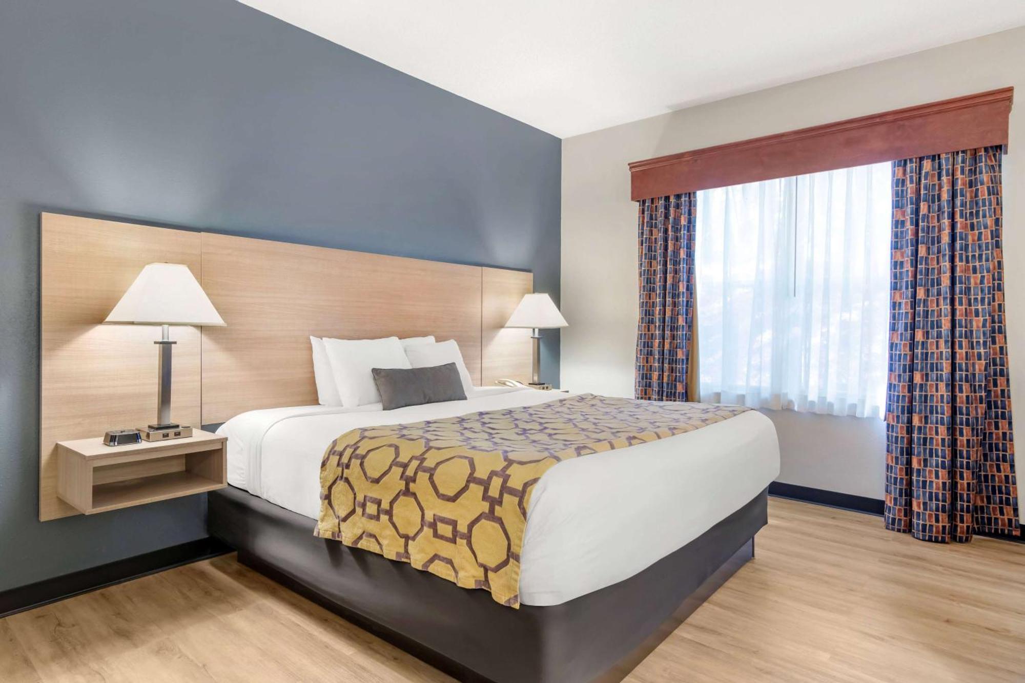 Baymont By Wyndham Kennesaw Exterior foto